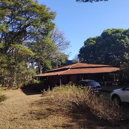 Sitio Bemtevi - Jockey Camping - Uberlandia Villa Luaran gambar